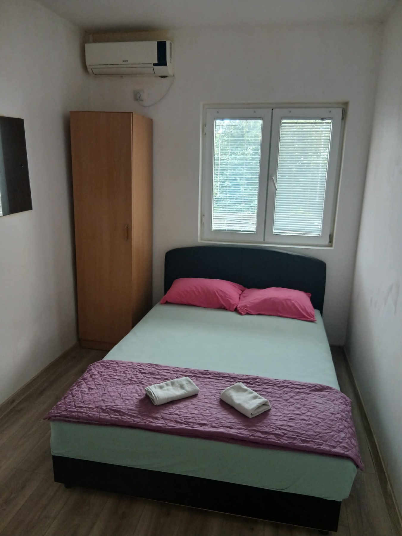Apartman sa dvije sobe (Br 9)